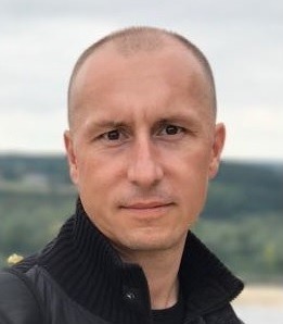 Prof. Marcin Debowski