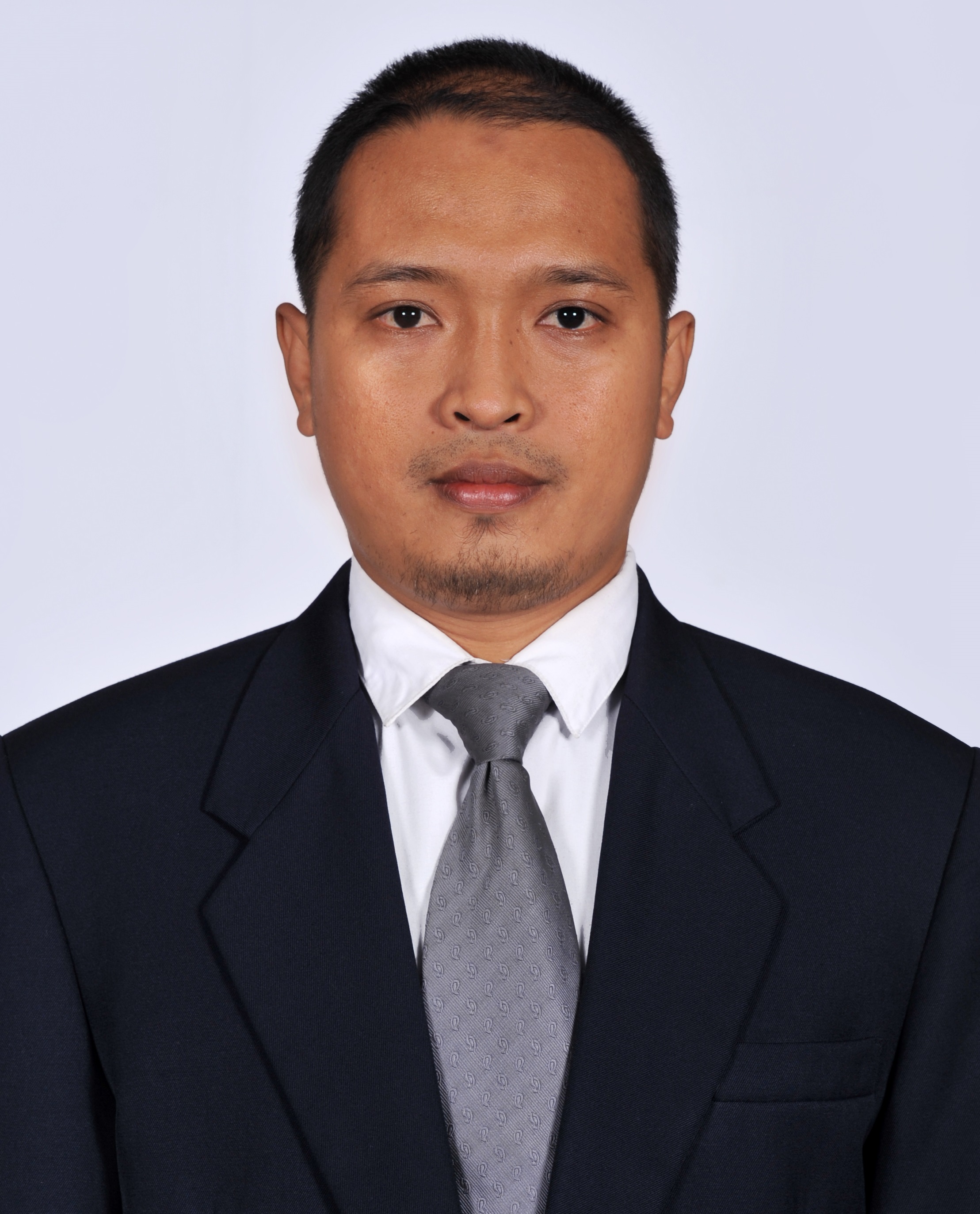 Dr. Andi Asrifan