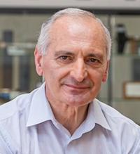 Prof. Mário F. S. Ferreira